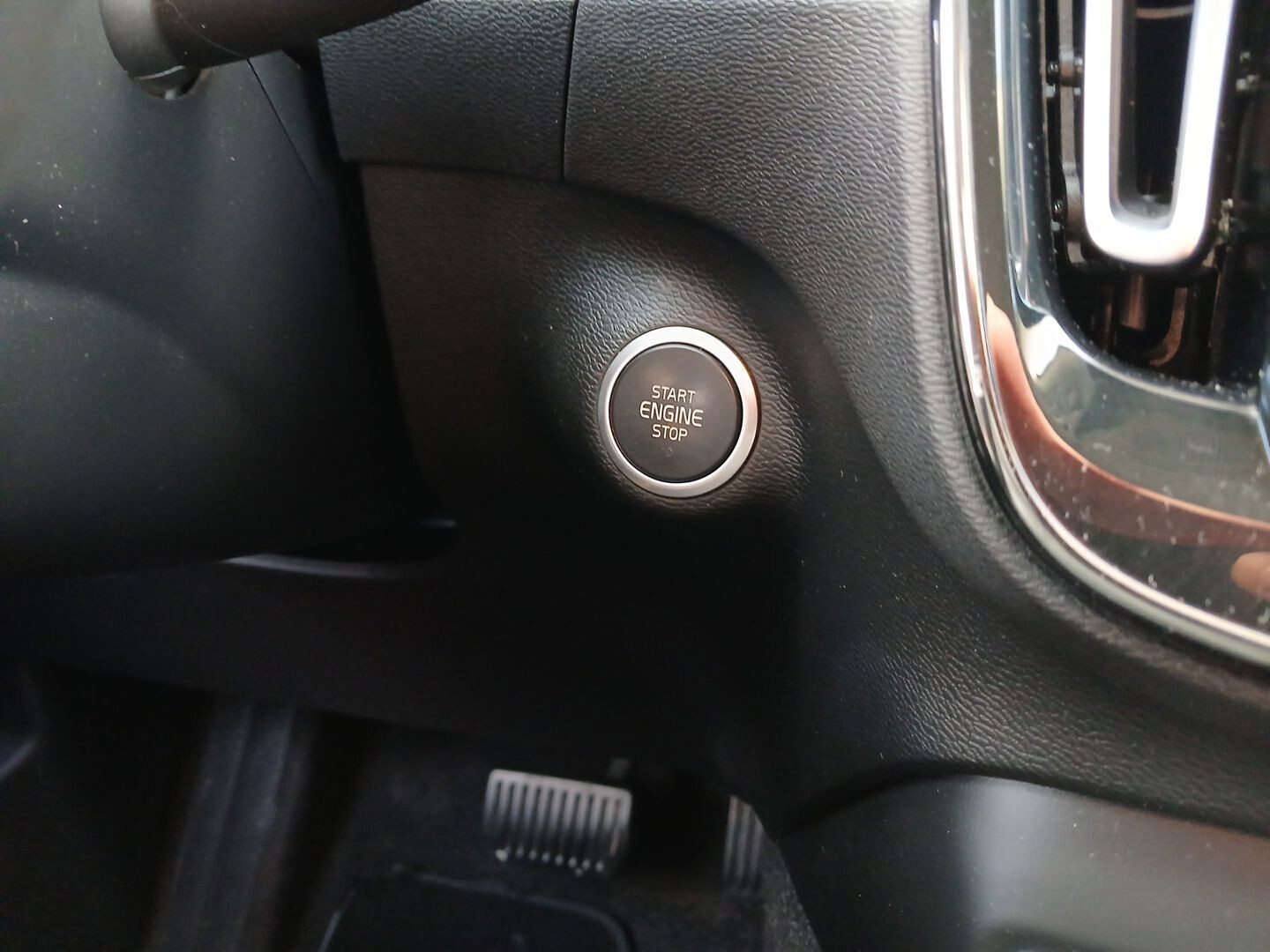 Volvo XC 40 - zdjęcie 14