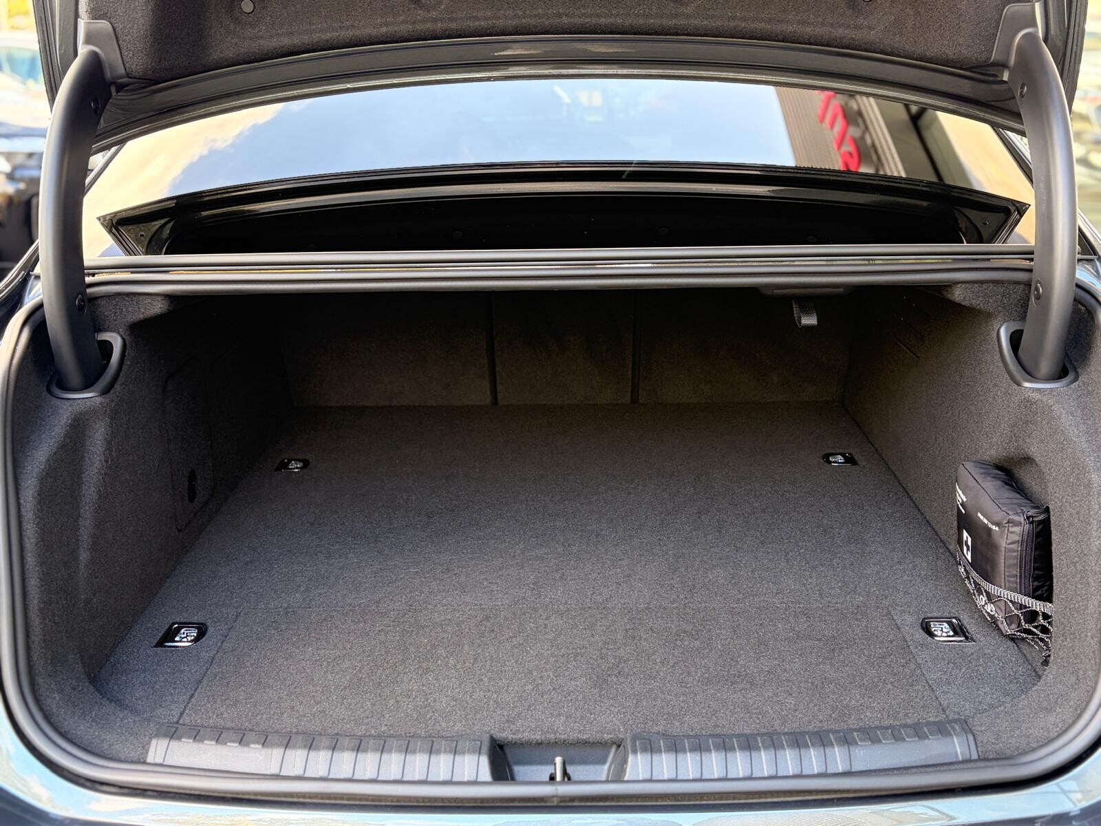 Audi A6 Limousine e-hybrid - zdjęcie 21