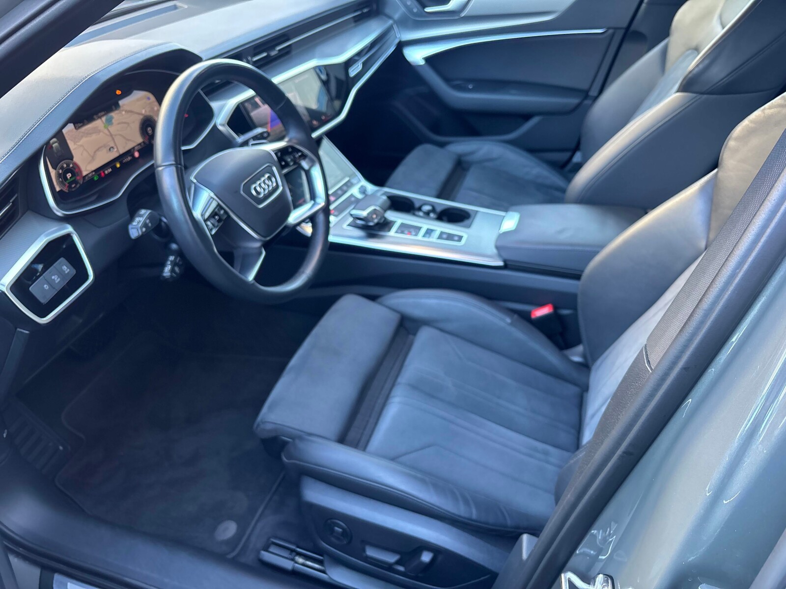 Audi A6 Avant - zdjęcie 15