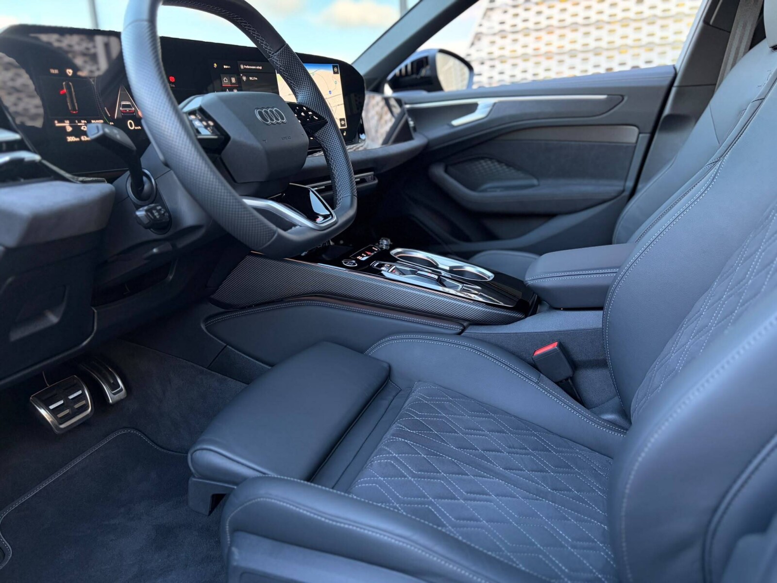 Audi A6 Limousine e-hybrid - zdjęcie 16