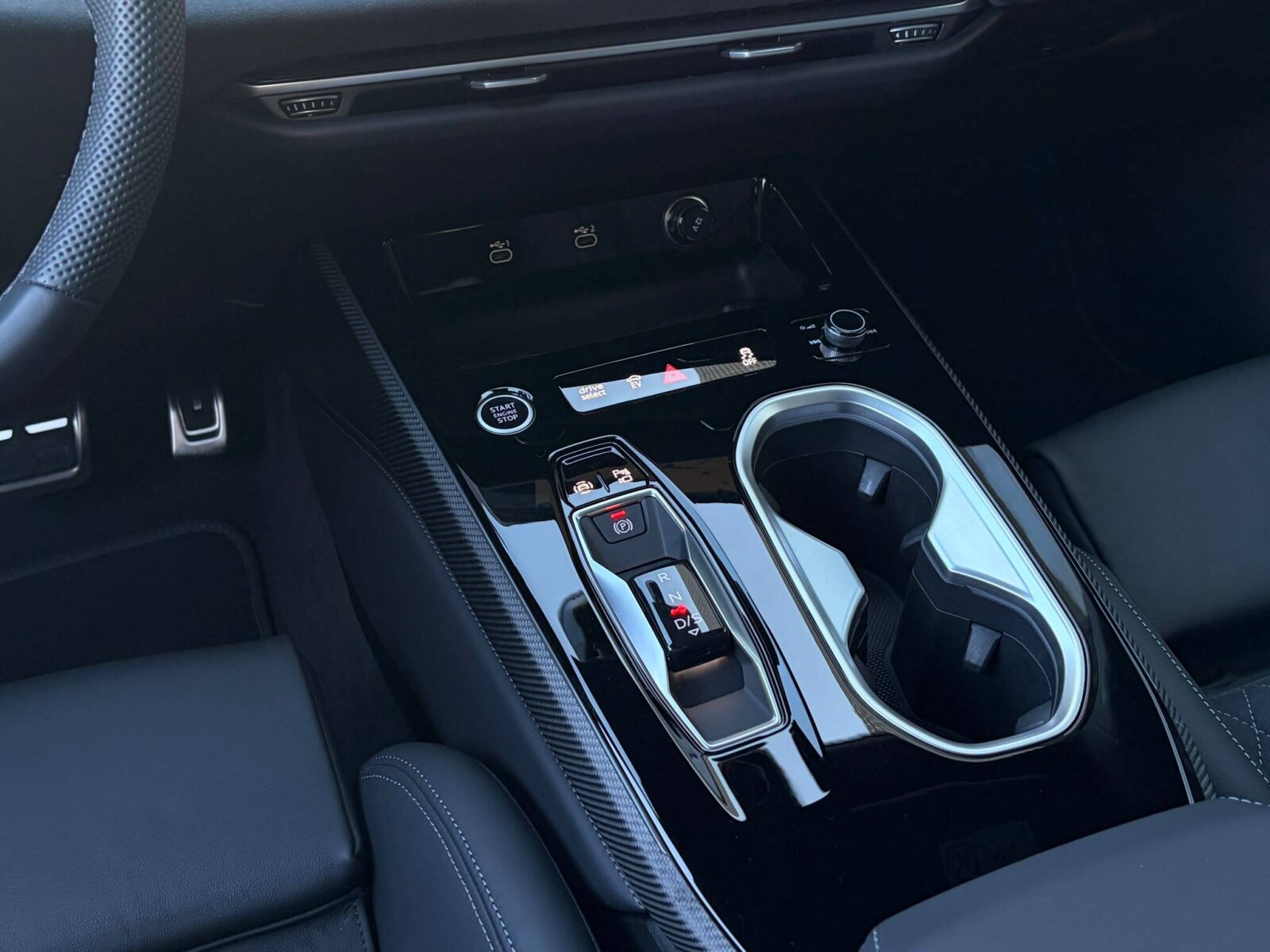 Audi A6 Limousine e-hybrid - zdjęcie 26