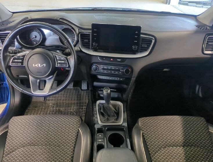 Kia Ceed - zdjęcie 5