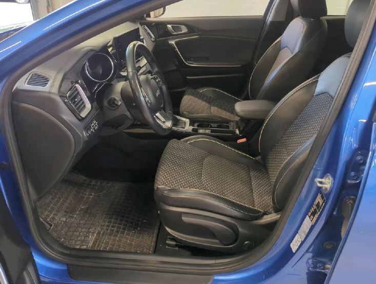 Kia Ceed - zdjęcie 6