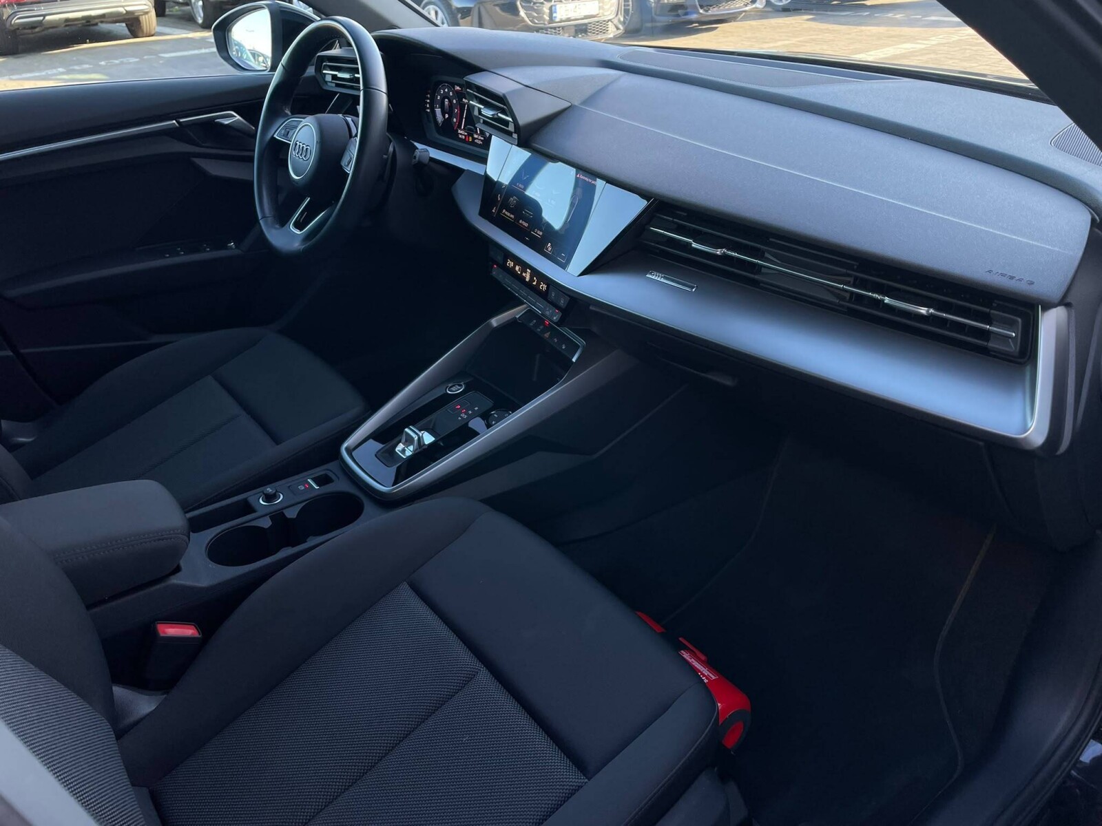 Audi A3 Sportback - zdjęcie 18