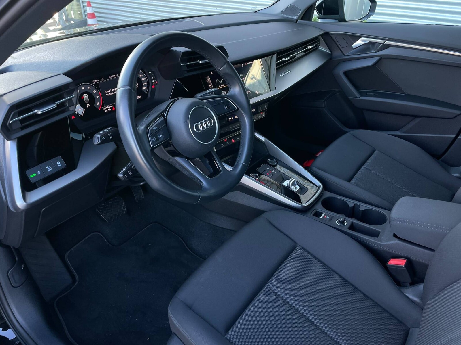 Audi A3 Sportback - zdjęcie 16