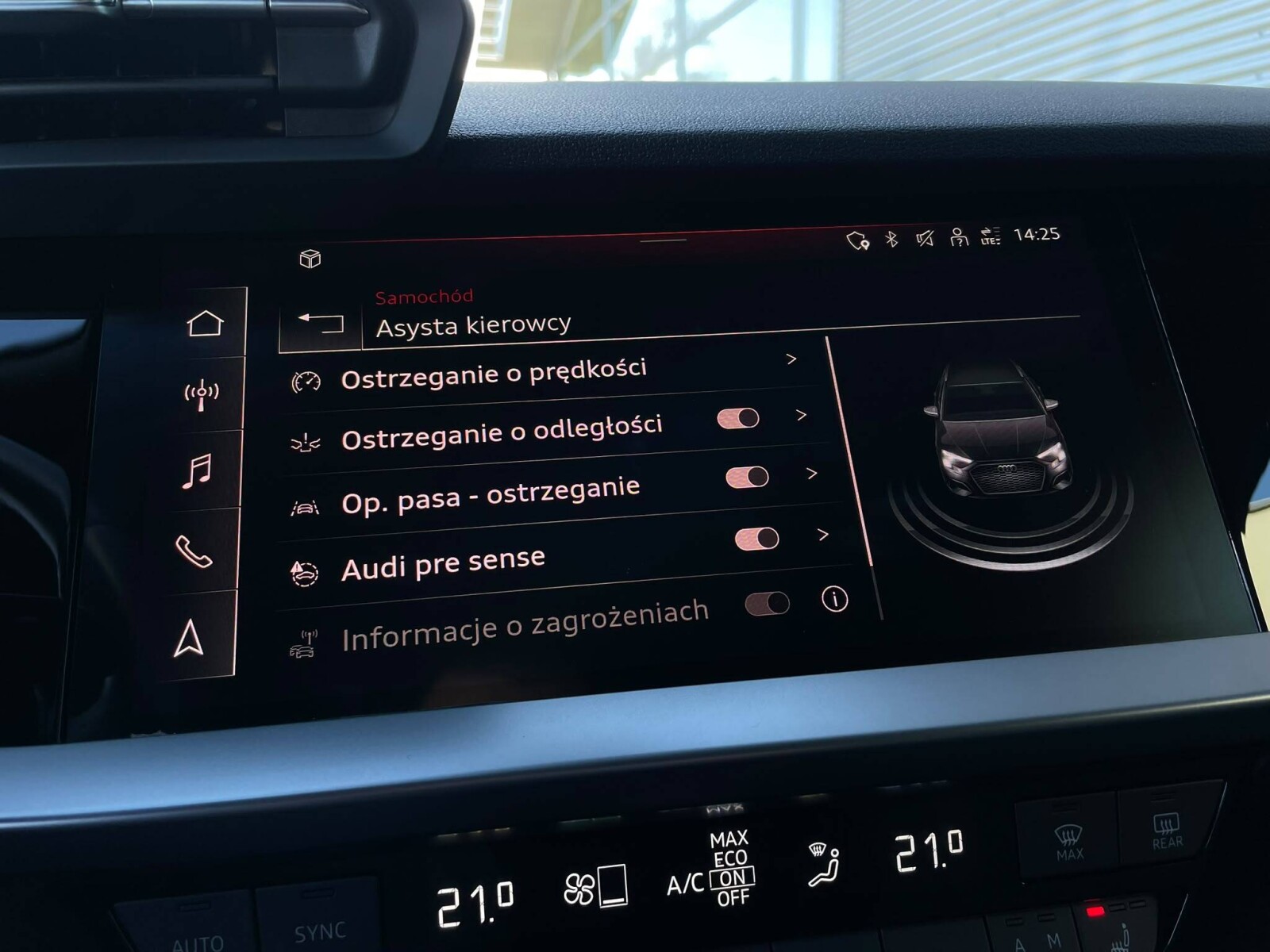 Audi A3 Sportback - zdjęcie 26