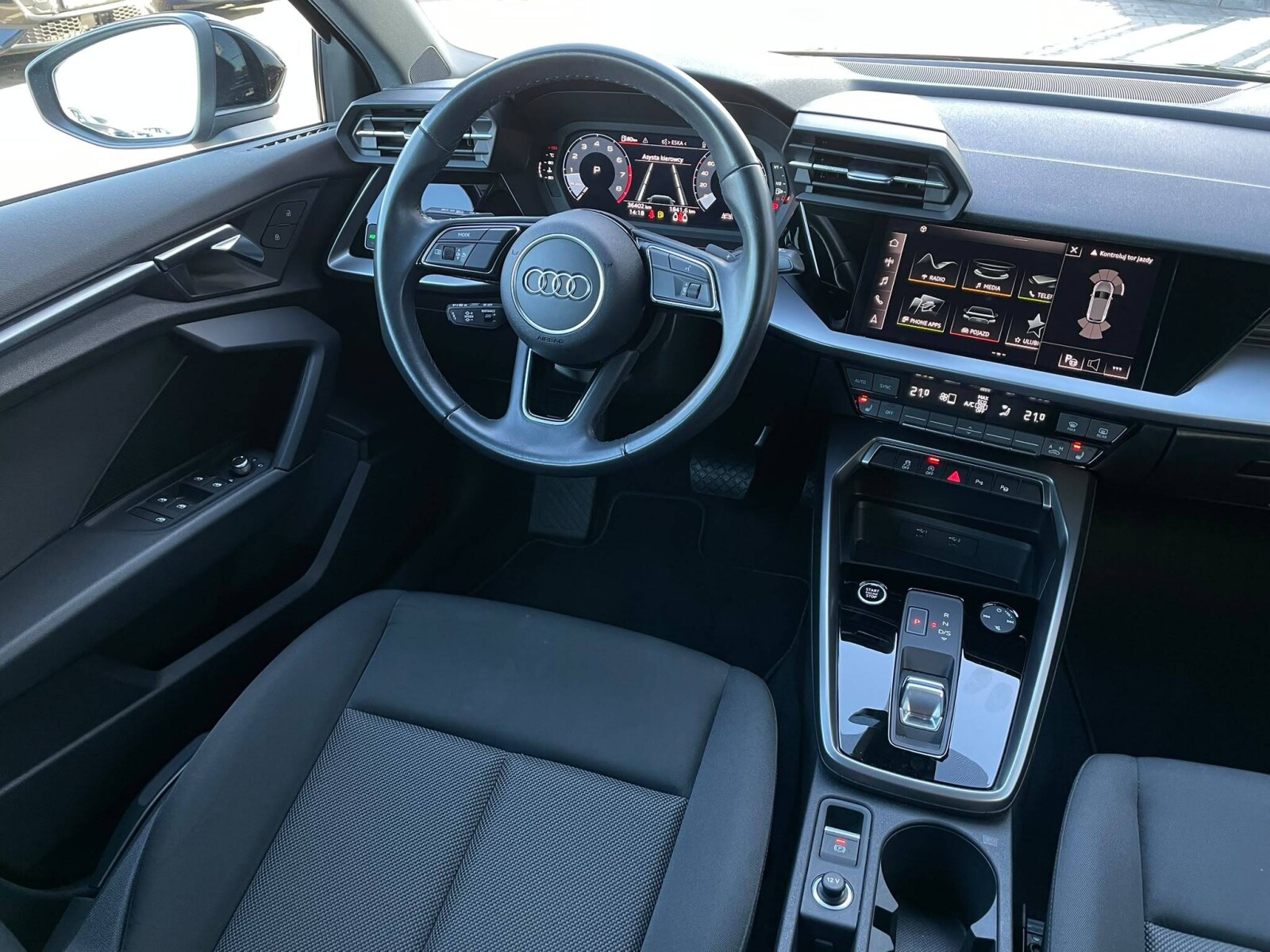 Audi A3 Sportback - zdjęcie 12