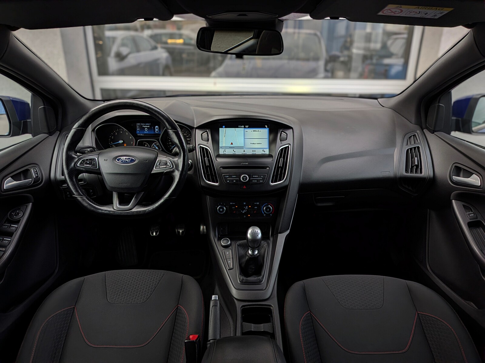 Ford Focus - zdjęcie 13