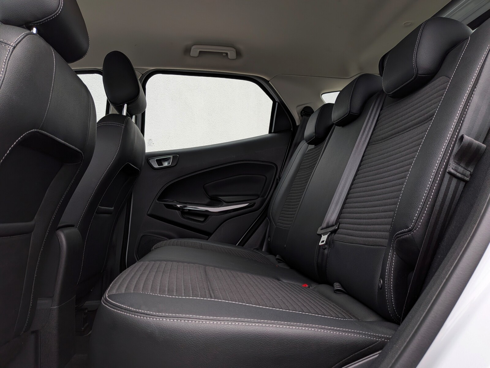 Ford EcoSport - zdjęcie 10