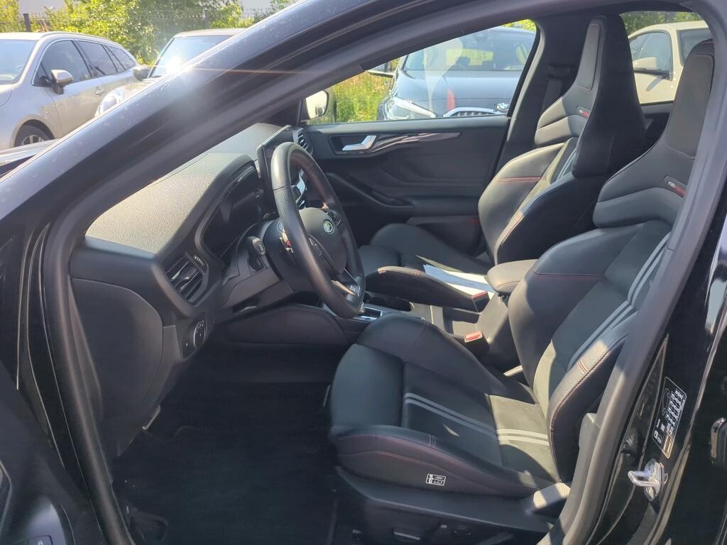 Ford Focus - zdjęcie 3
