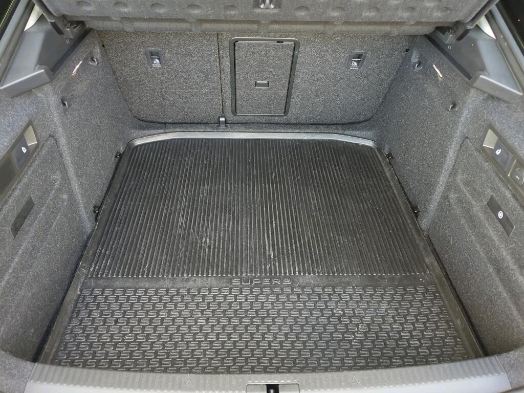 Škoda Superb - zdjęcie 8