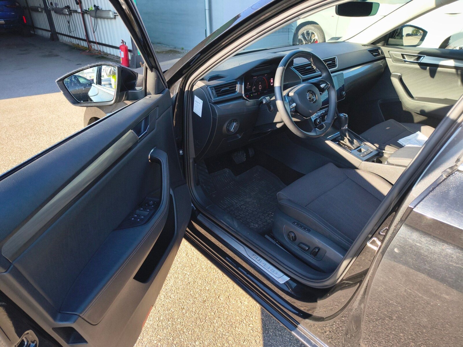 Škoda Superb - zdjęcie 7