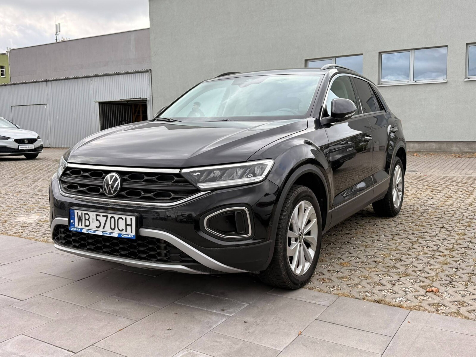 Volkswagen T-Roc - zdjęcie 1