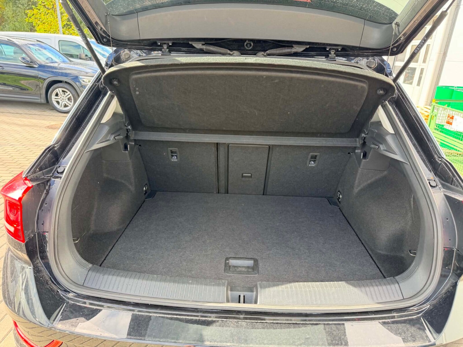 Volkswagen T-Roc - zdjęcie 5