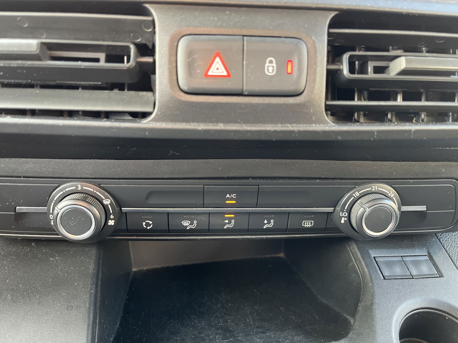 Toyota Proace City - zdjęcie 20