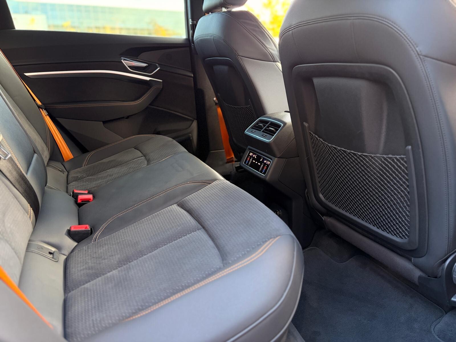 Audi e-tron Sportback - zdjęcie 18