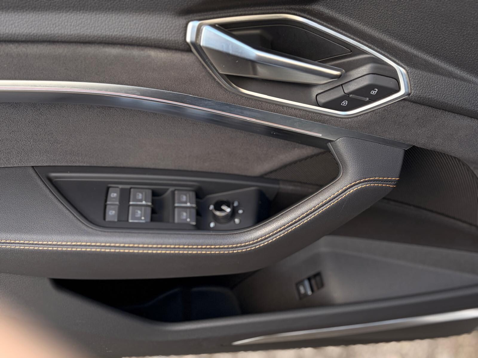 Audi e-tron Sportback - zdjęcie 11