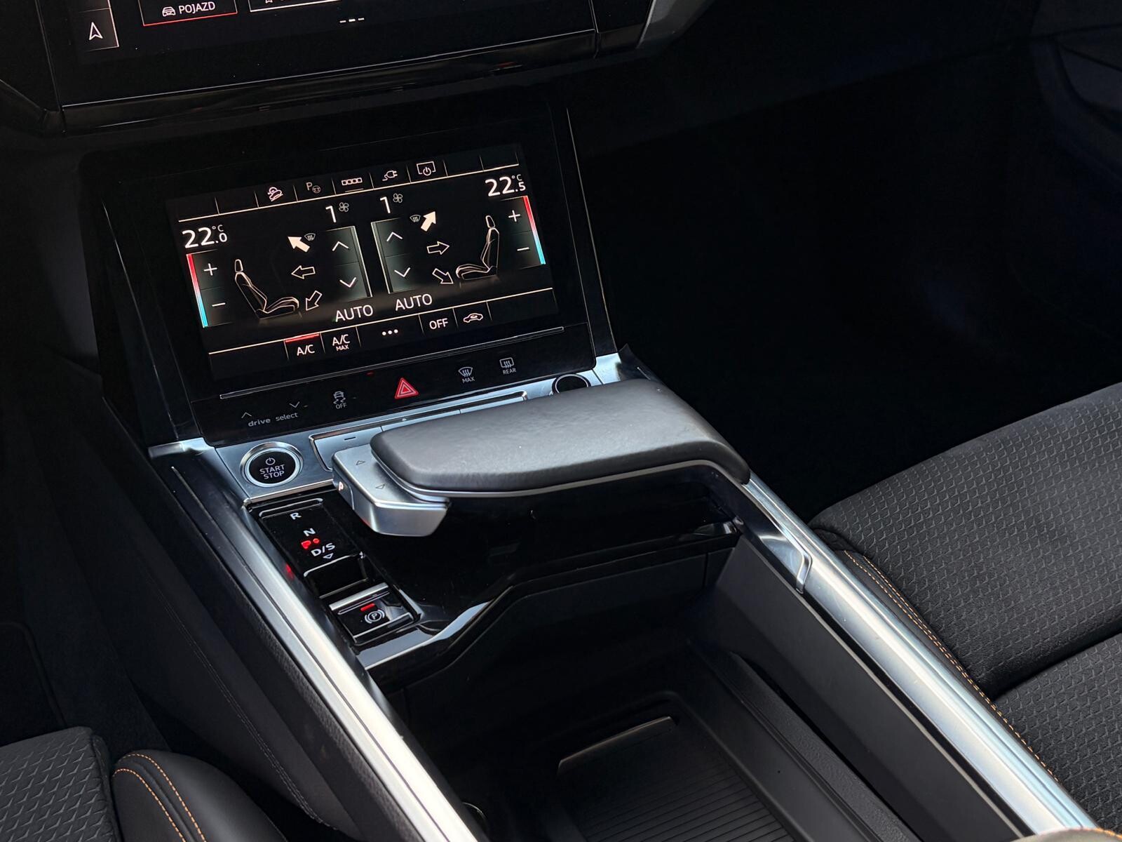 Audi e-tron Sportback - zdjęcie 25