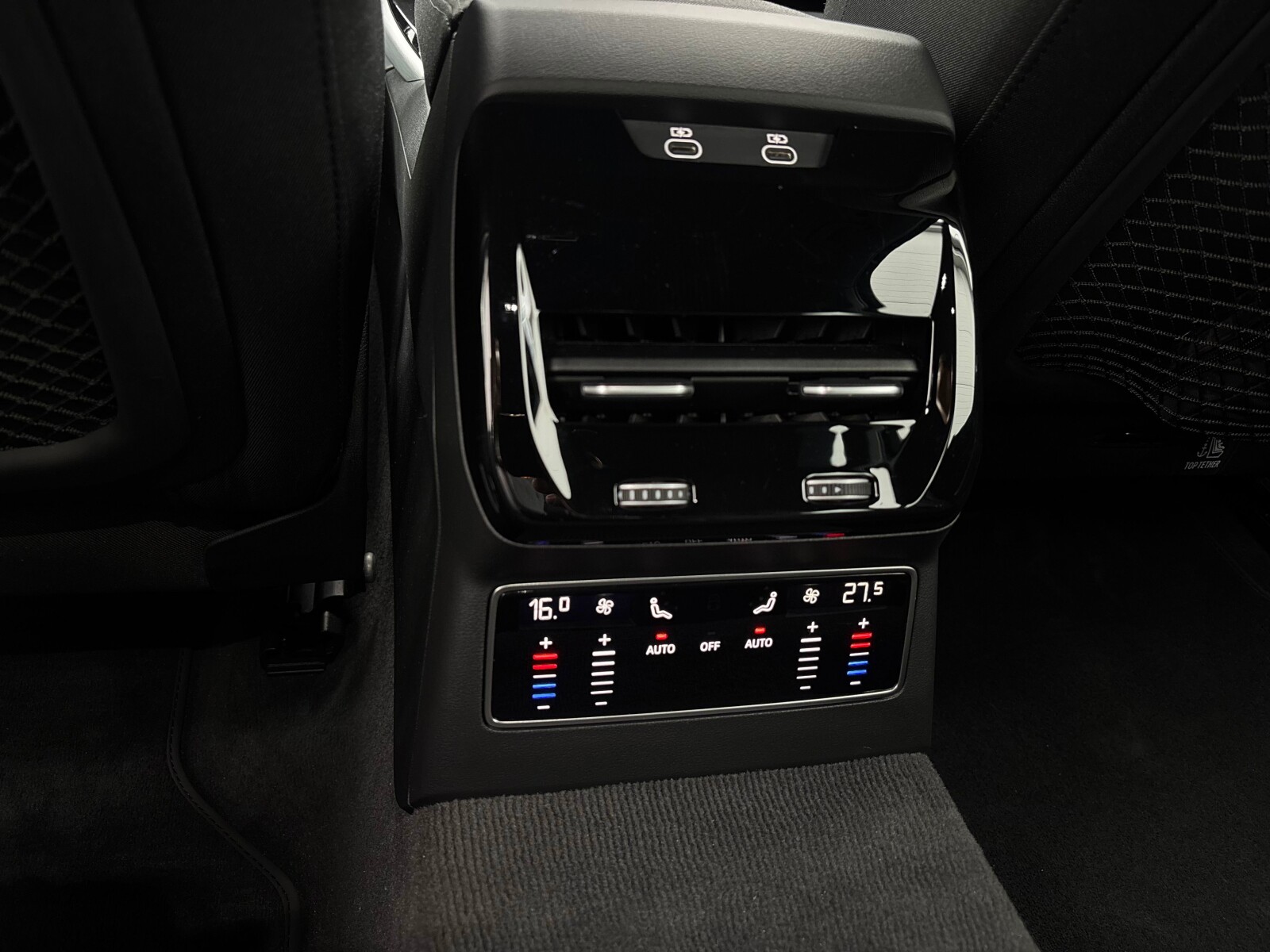 Audi A6 Avant - zdjęcie 30