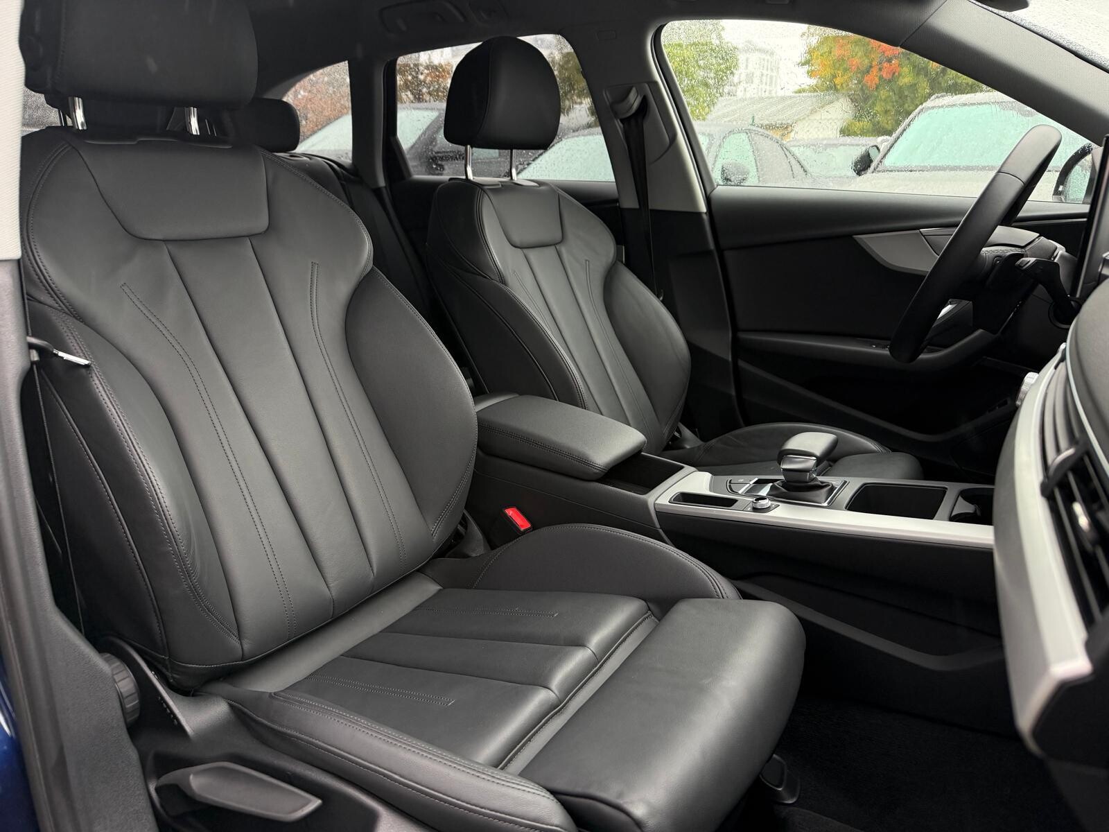 Audi A4 Avant - zdjęcie 22