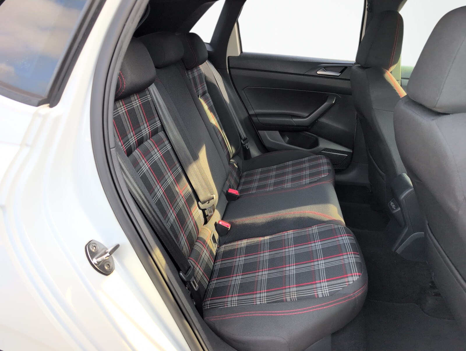 Volkswagen Polo - zdjęcie 11