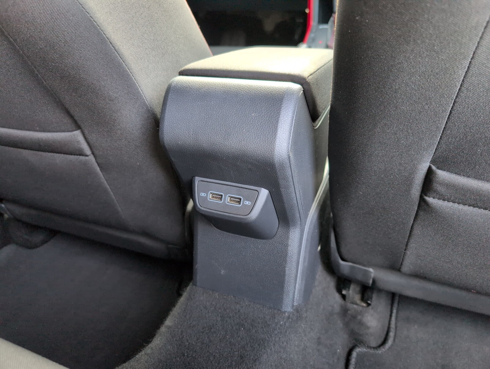 Volkswagen Polo - zdjęcie 12