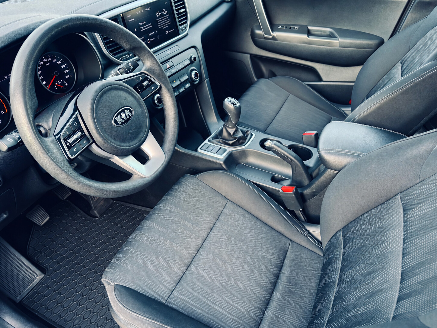 Kia Sportage - zdjęcie 11