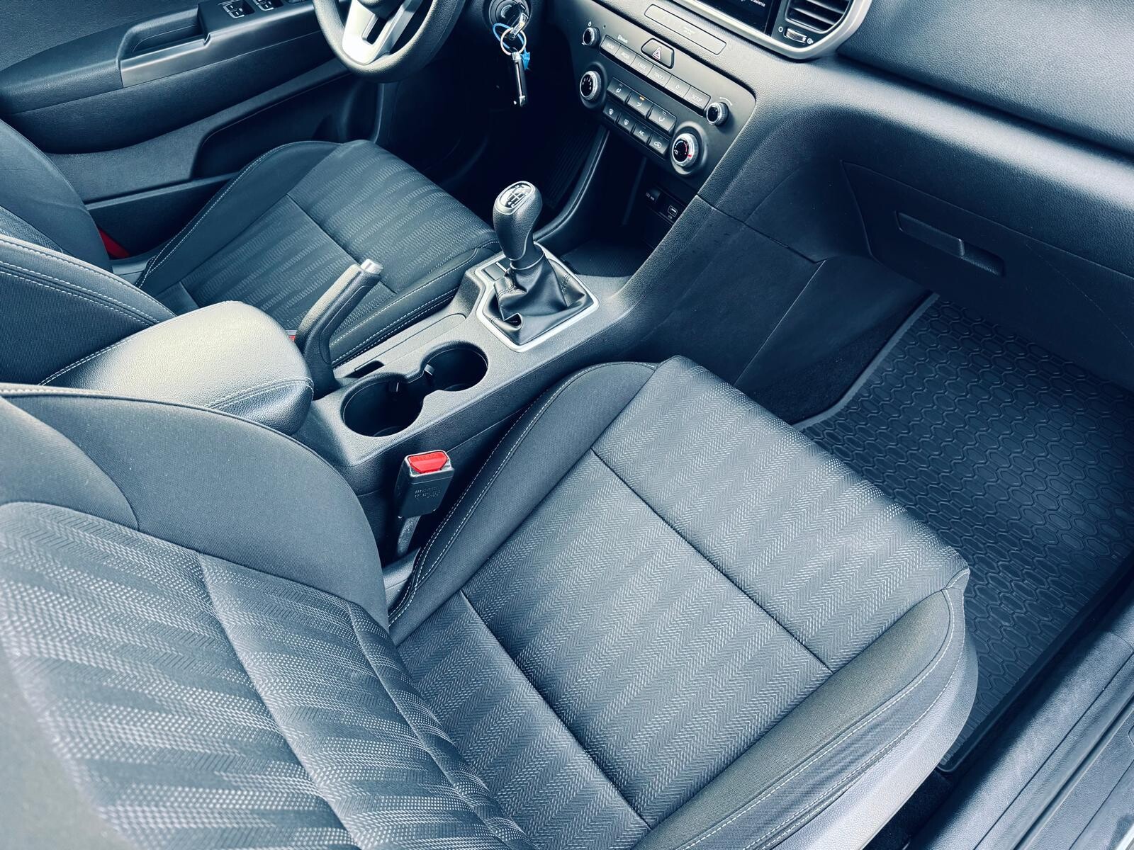 Kia Sportage - zdjęcie 15