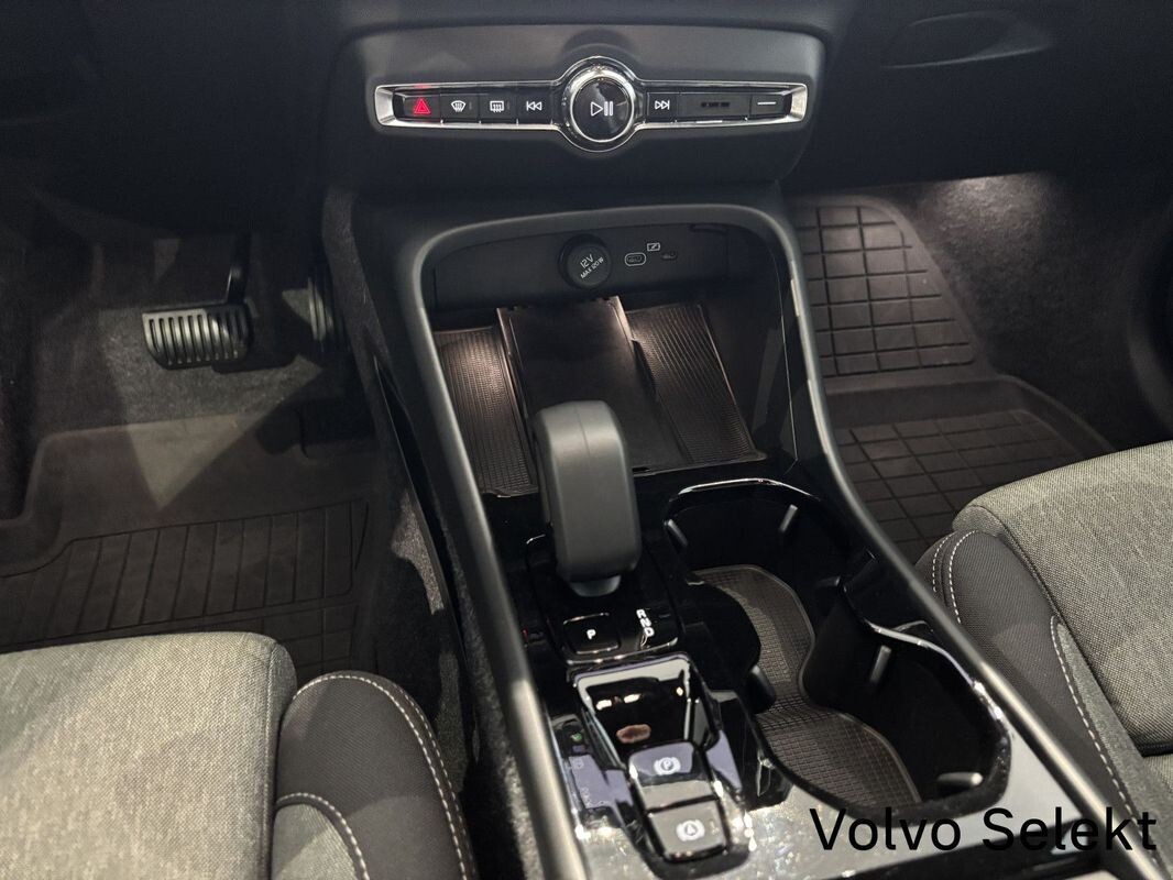 Volvo XC 40 - zdjęcie 6