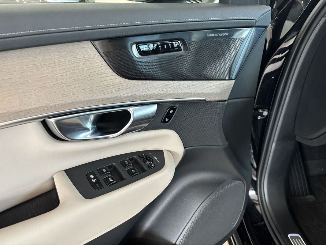 Volvo XC 90 - zdjęcie 15