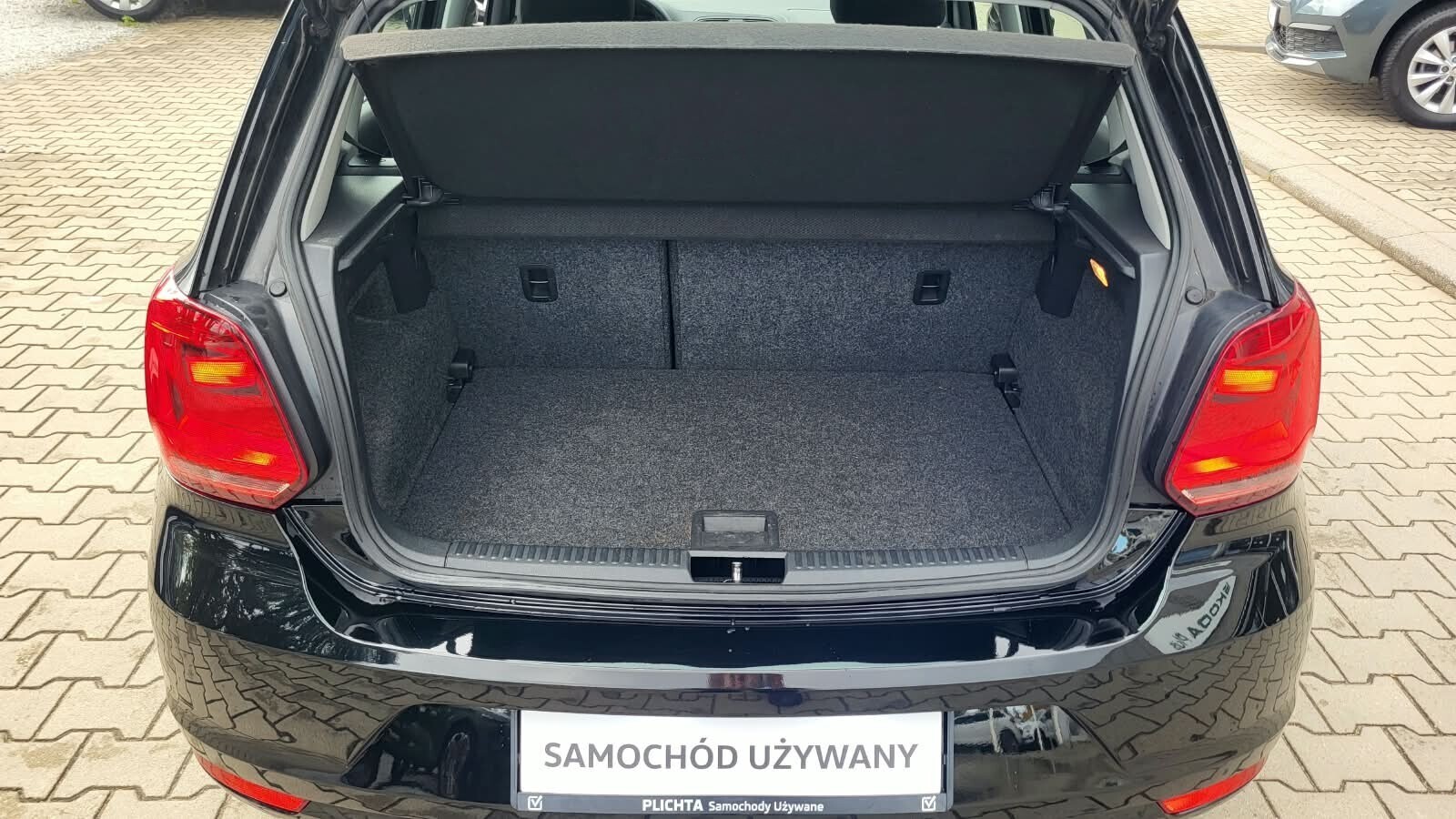 Volkswagen Polo - zdjęcie 12