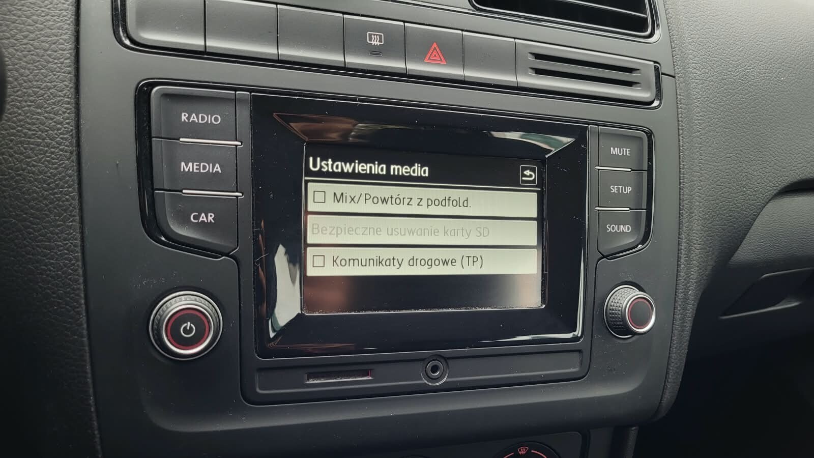 Volkswagen Polo - zdjęcie 23