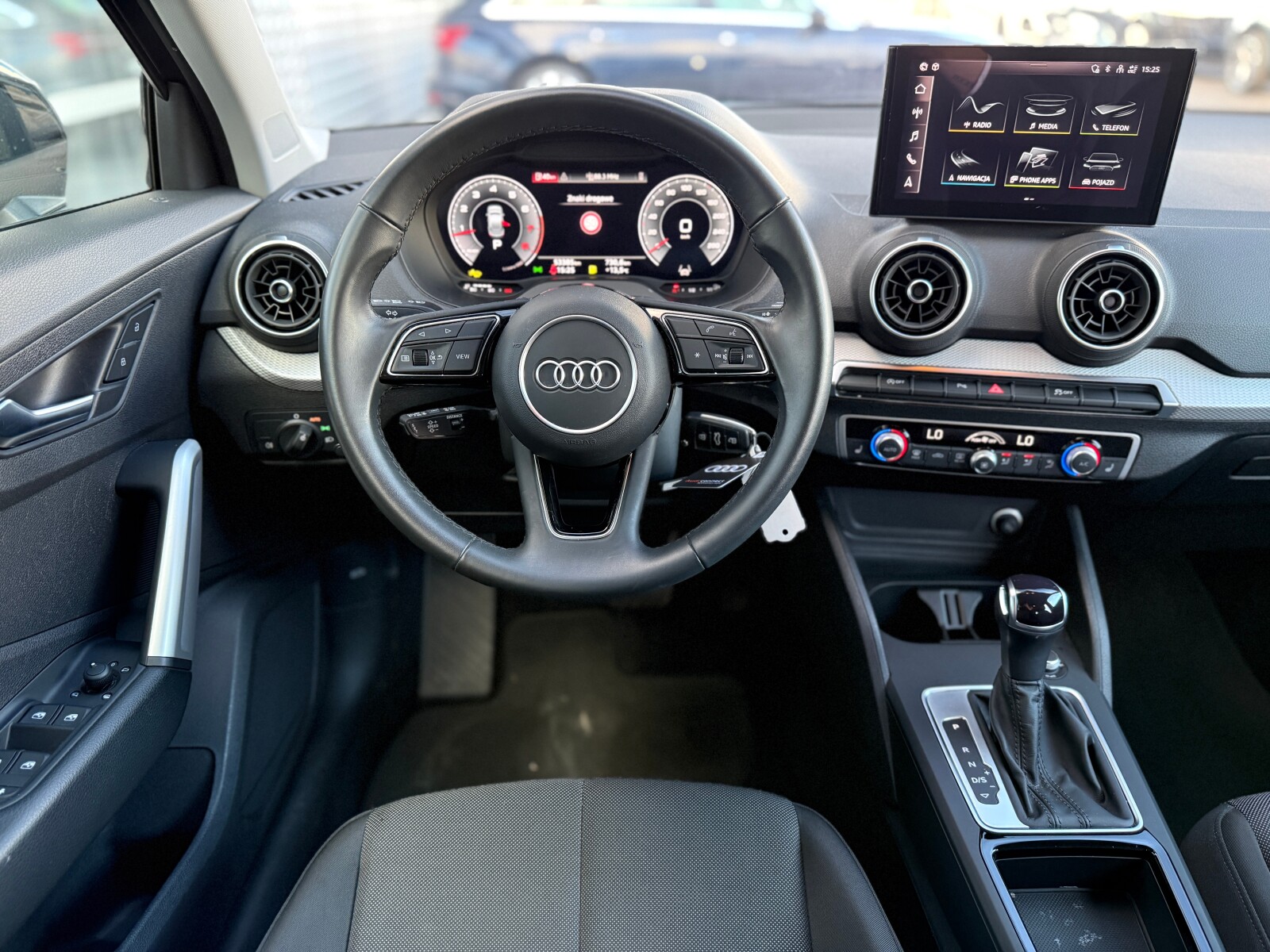 Audi Q2 - zdjęcie 14
