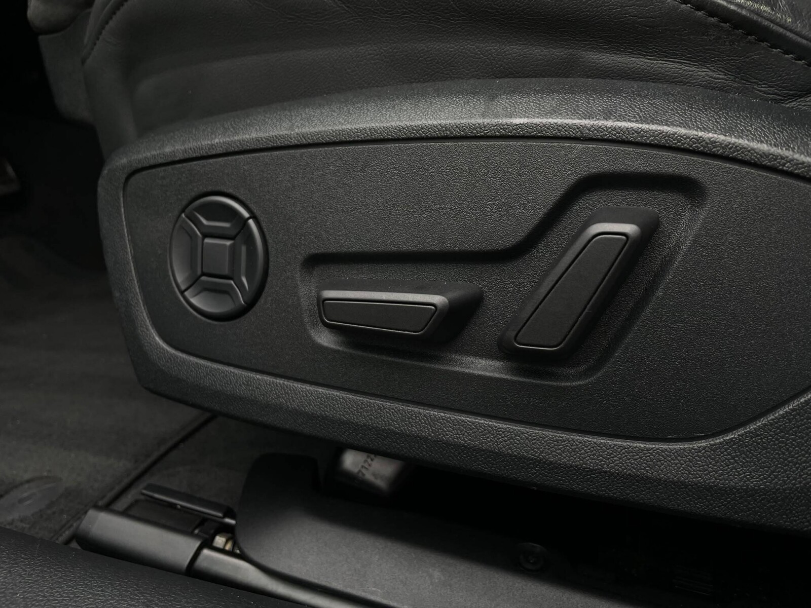 Audi A6 allroad - zdjęcie 20