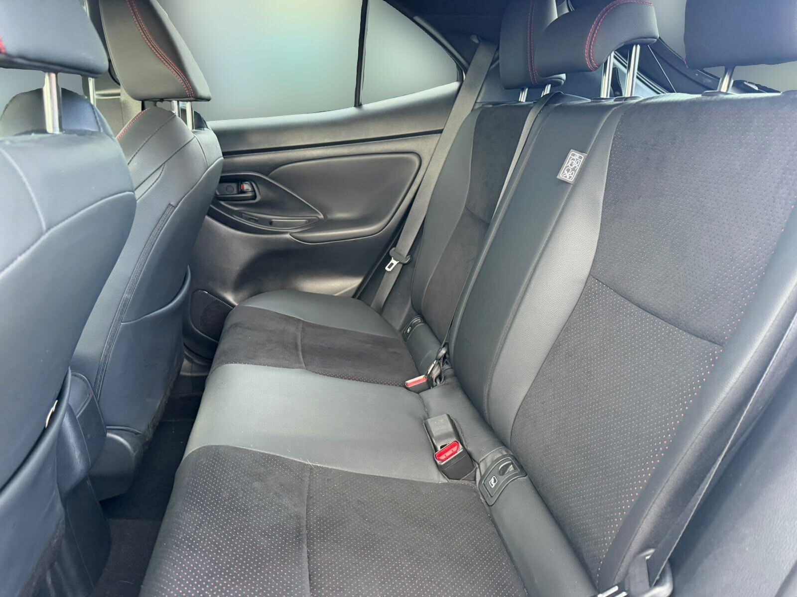 Toyota Yaris Cross - zdjęcie 11
