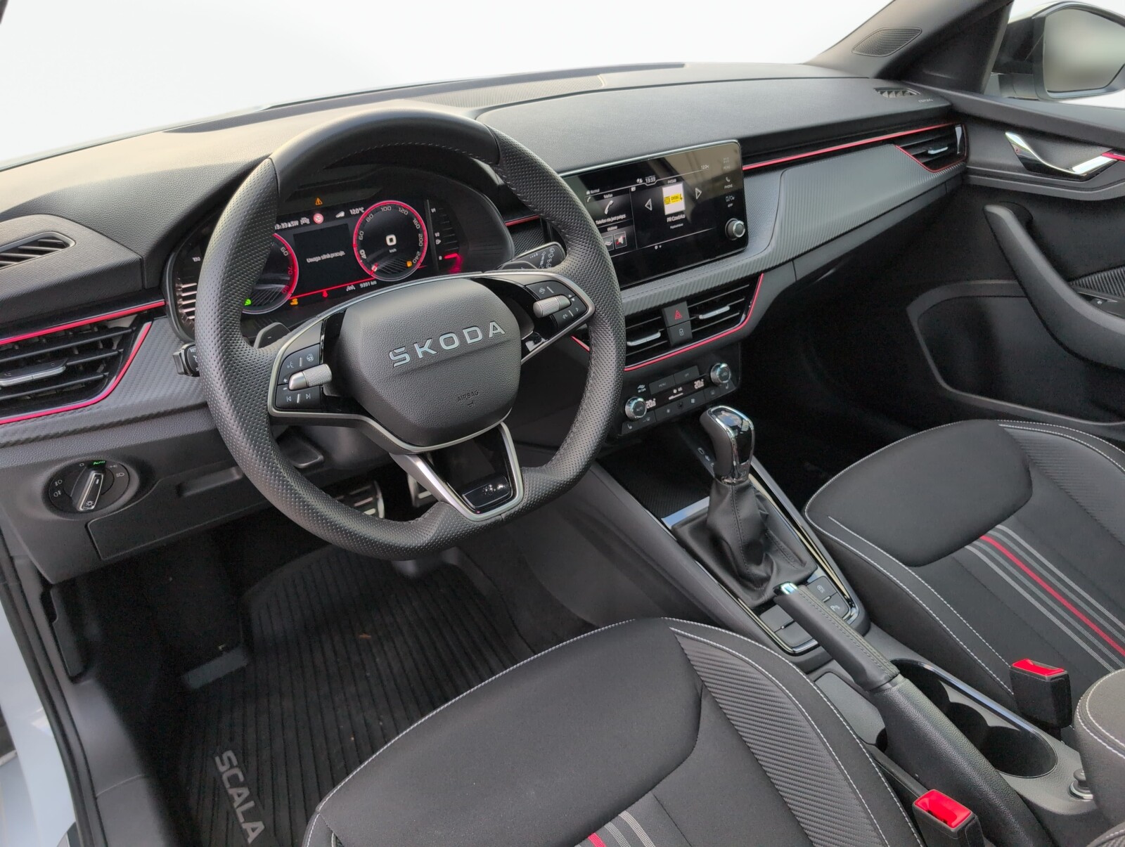 Škoda Scala - zdjęcie 17