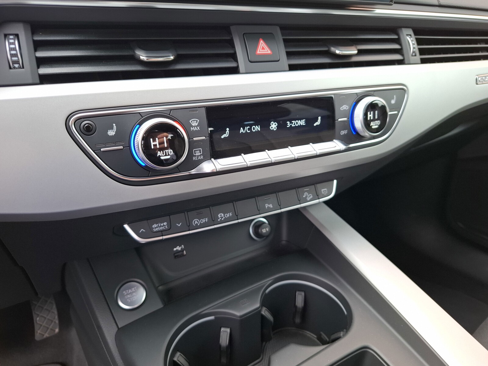 Audi A4 Allroad - zdjęcie 34
