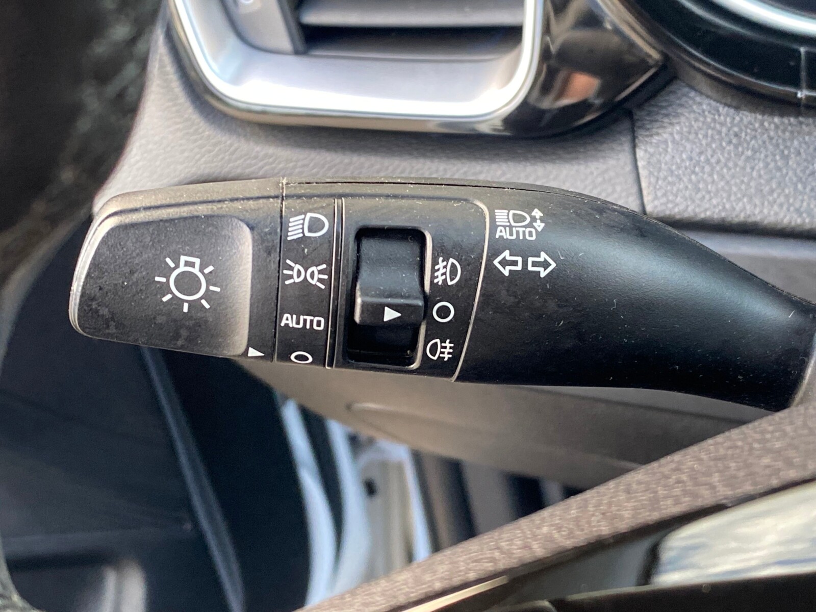 Kia XCeed - zdjęcie 20
