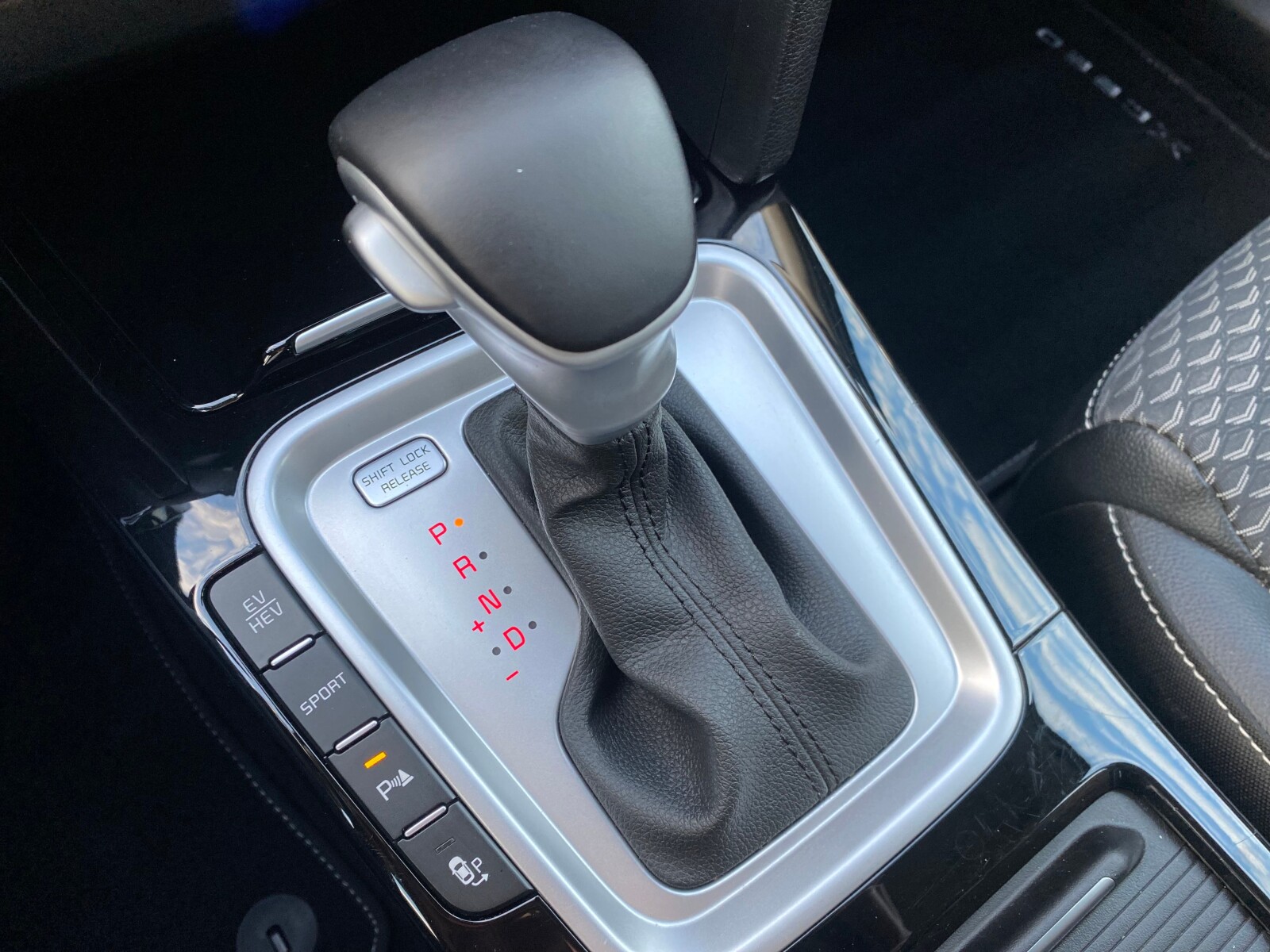 Kia XCeed - zdjęcie 27