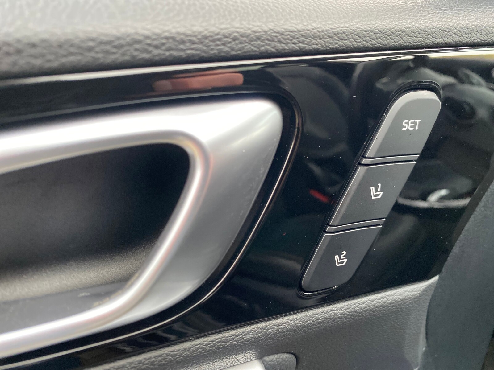 Kia Ceed - zdjęcie 21