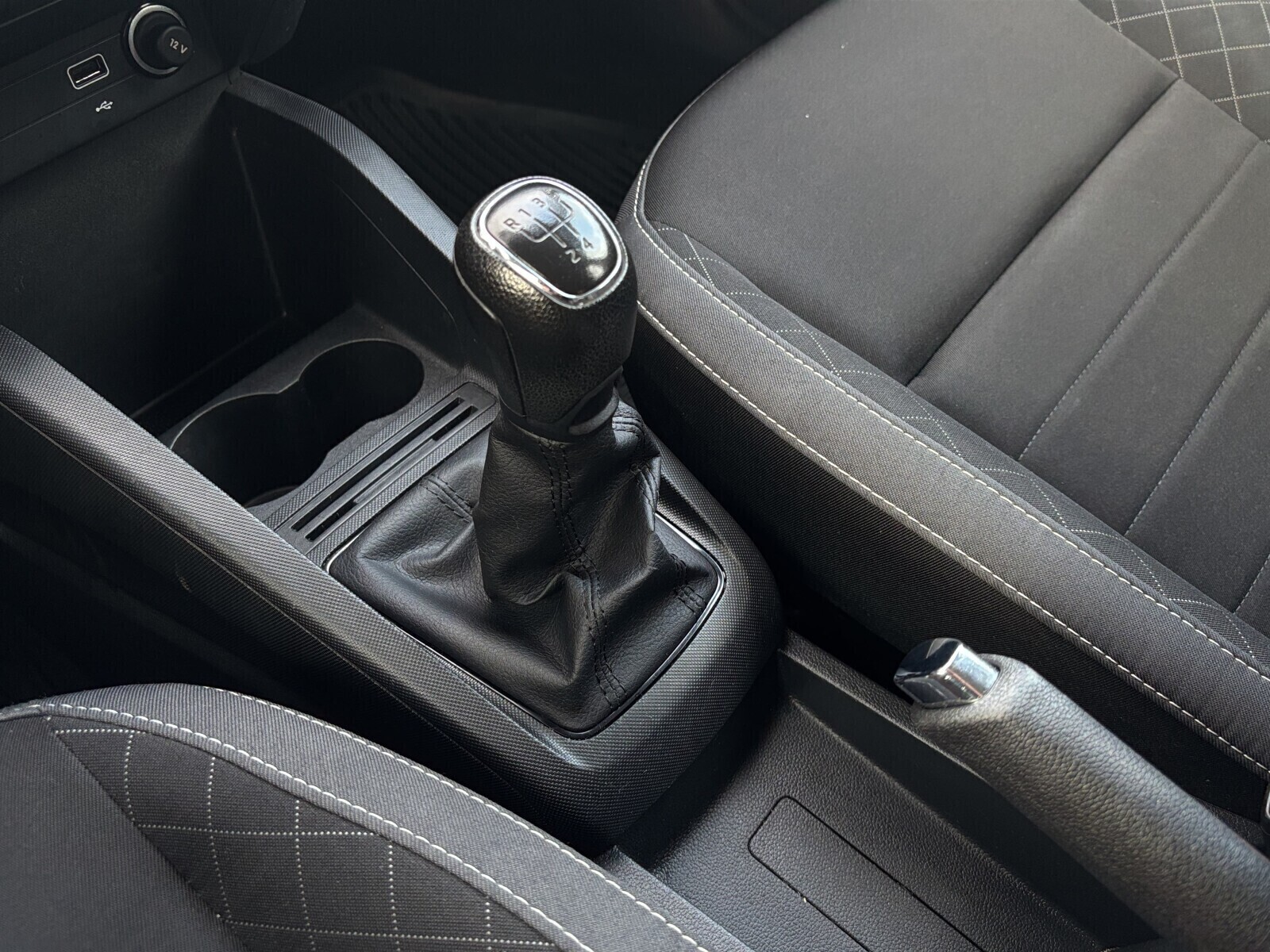 Škoda Fabia - zdjęcie 11