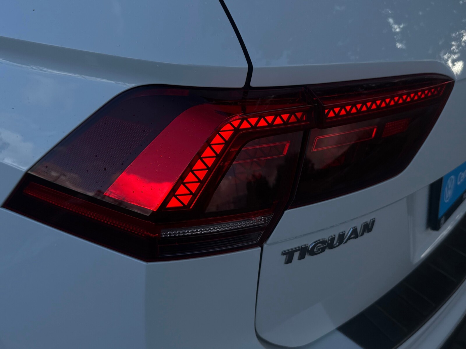 Volkswagen Tiguan - zdjęcie 40