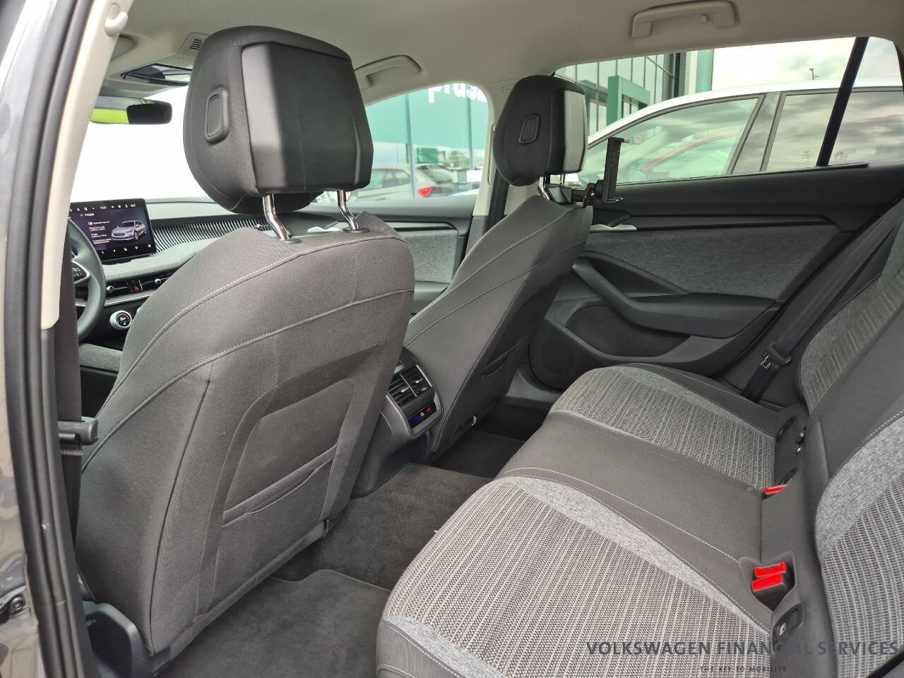 Škoda Superb Combi - zdjęcie 6