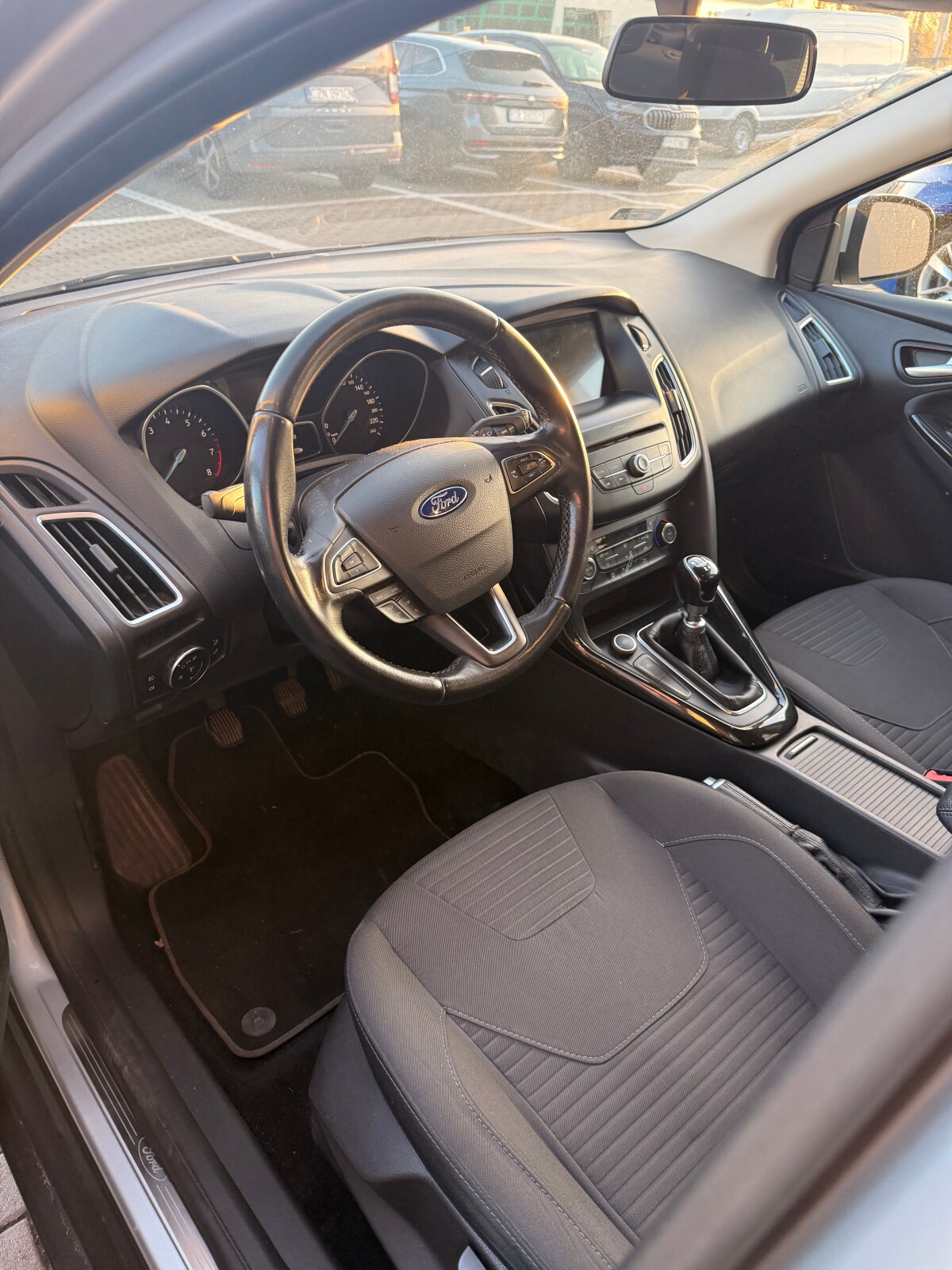 Ford Focus - zdjęcie 3