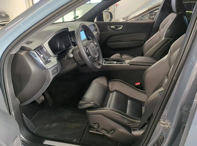 Volvo XC 60 - zdjęcie 3