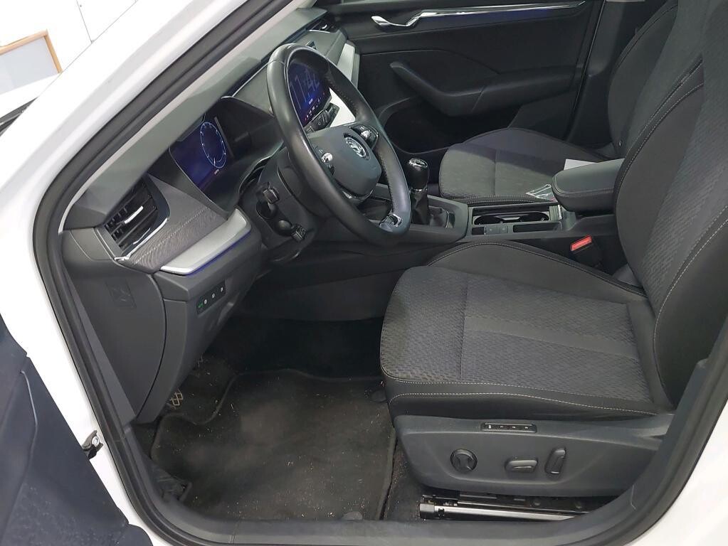 Škoda Octavia Combi - zdjęcie 6