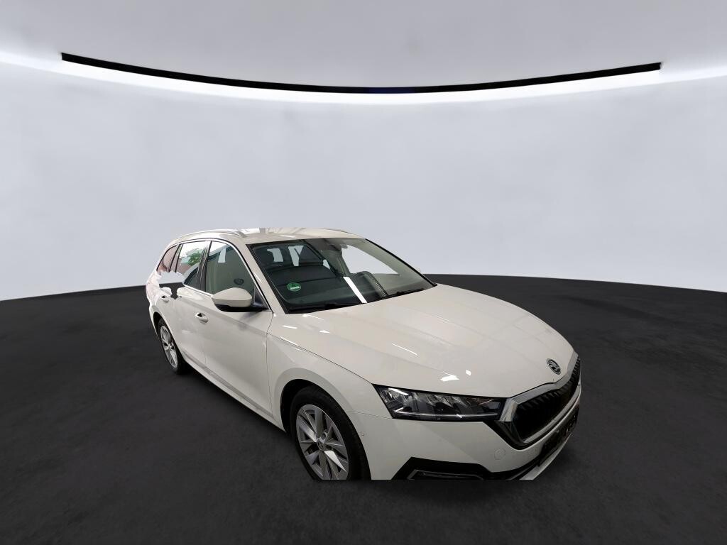 Škoda Octavia Combi - zdjęcie 2