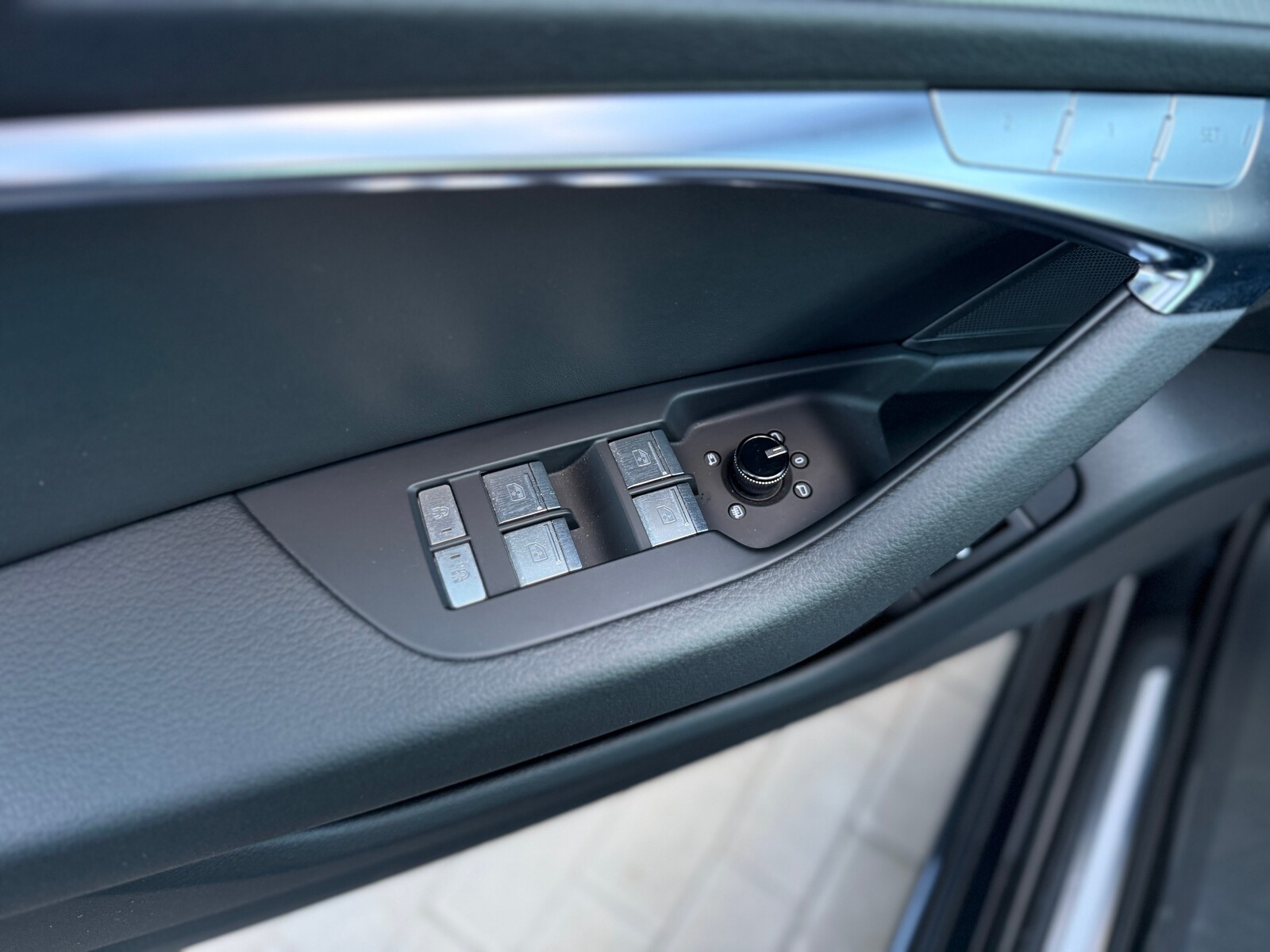 Audi A6 Avant - zdjęcie 18
