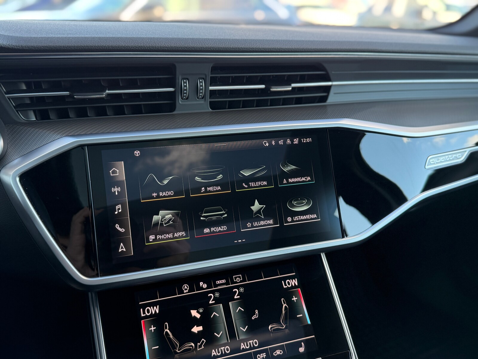 Audi A6 Avant - zdjęcie 30