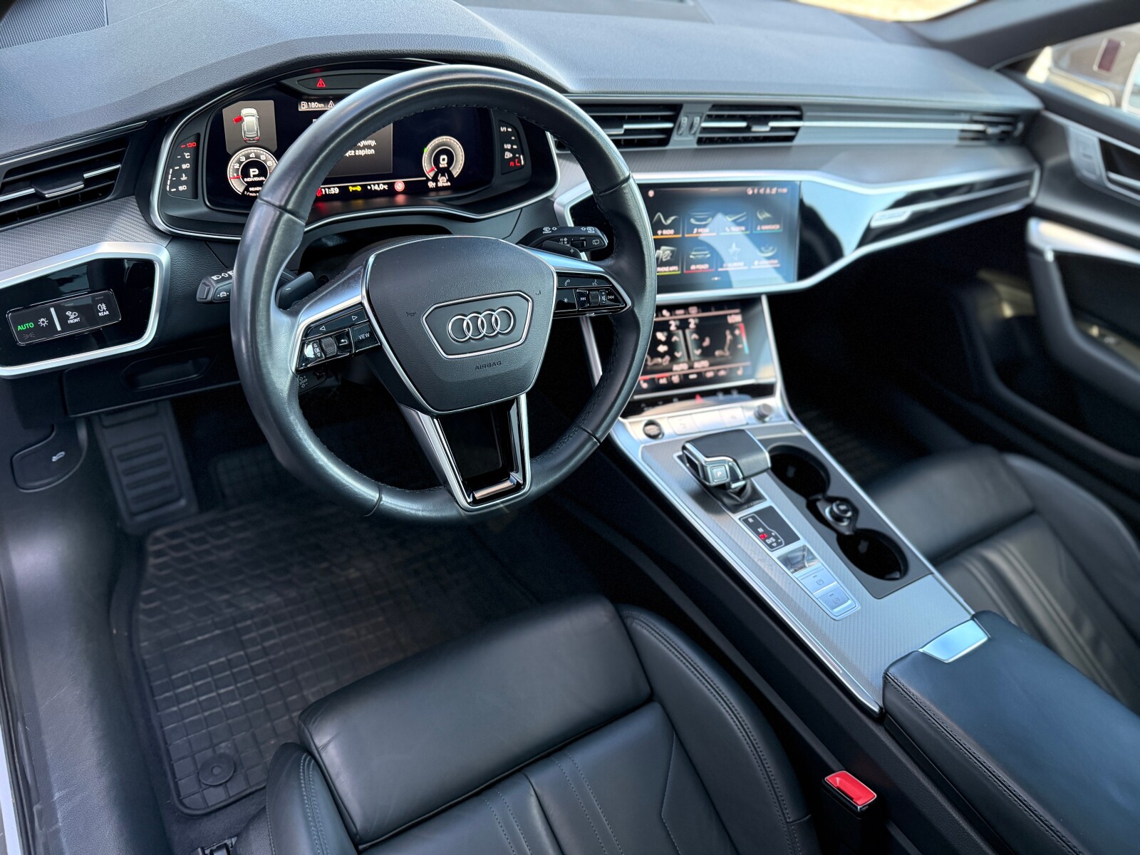 Audi A6 Avant - zdjęcie 20